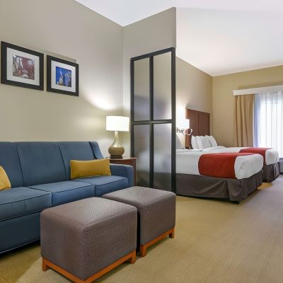 Suite, Multiple Beds, Accessible, Non Smoking