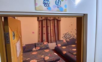 Instructor 818 Rooms Homestay