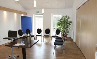 Landhotel Möllhagen - Housity