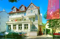 KurparkHotel Warnemünde