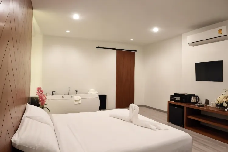 สตูดิโอพร้อมอ่างจากุซซี่