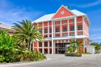 Pelican Bay Hotel