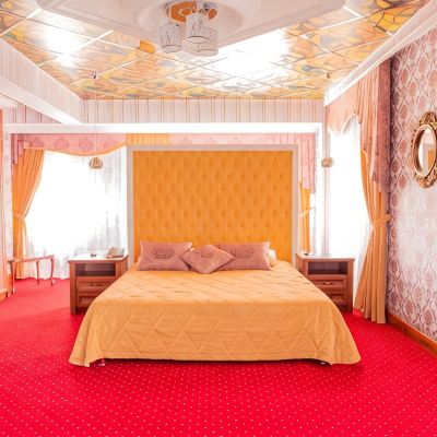 Suite Premium Room with 1 Double Bed Polaris Promo Code