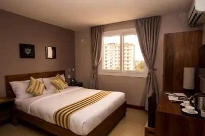 Venus Premier Hotel Hôtels à : 