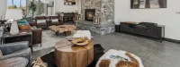 40 Mins. to Glacier Park, 5 Mins. to City Beach & DT, Seasonal Clubhouse Pool