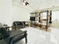 Modern Simplicity: Cozy @Nuvali فنادق في كالامبا