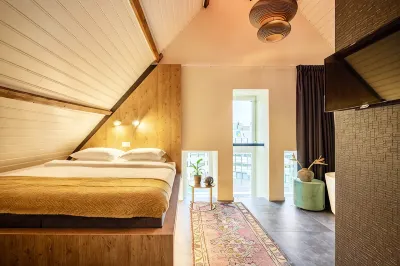 Bunk Hotel Utrecht Отели в г. 
