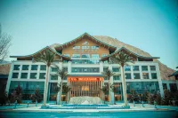 Wu Wei Hot Spring Resort Отели в г. 