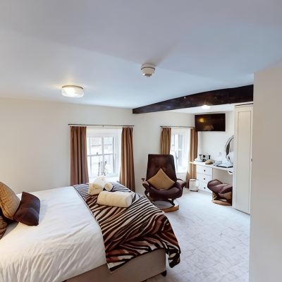 King Room Black Swan Promo Code