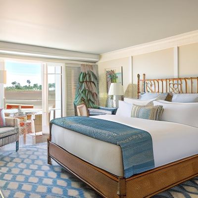 King Room With Partial Ocean View