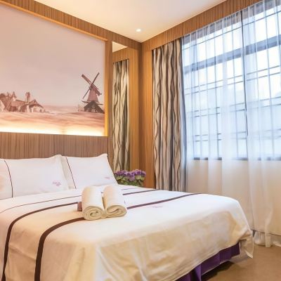 Bilik Deluxe Double Kupon Hotel Zamburger Lavender Inn