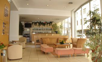 TRYP by Wyndham Porto Centro Hotel