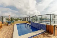 Fully Equipped Apartments in Building with Pool 400m from the Beach - Pzo