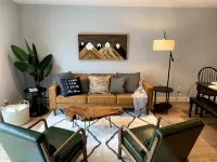 Brand New 2 Bdr. Townhome Minutes from Windham Mtn فنادق في ويندهام