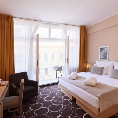 Superior Room With Balcony Amarilis Promo Code
