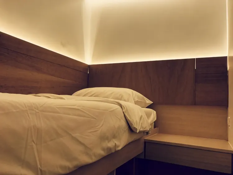 Private Cubicle Room with Shared Bath Non smoking