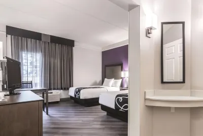 La Quinta Inn & Suites by Wyndham Atlanta Conyers Hotel di 