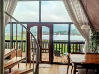 Mezzanine by Royal Cabin Dieng Hotels in 