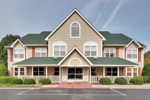 Radiant Inn and Suites