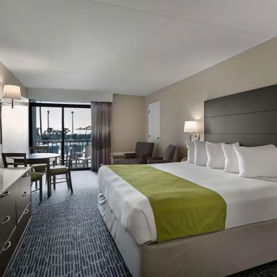 1 King Bed, Non-Smoking, Middle Building, Ground Floor, Balcony, Pool View, Microwave and Mini-Refrigerator Dayton House Resort Promo Code