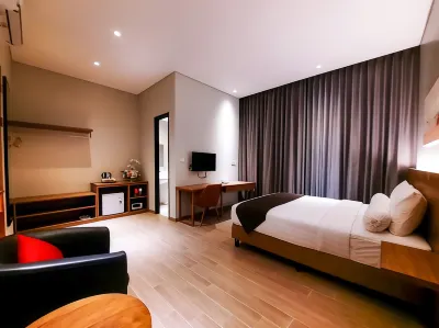 Votel Krakatau Boutique Hotel Semarang فنادق في 
