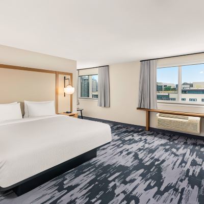 King Room with City View-Hearing Accessible