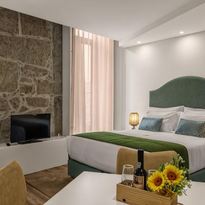 Three-Bedroom Apartment 296 Heritage Apartments Promo Code