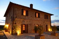 Podere Molinaccio - Luxury Tuscan-style Eco Villa with pool in Valdichiana Отели в г. 