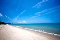 Khanom Beach Resort and Spa