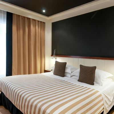 Interior Basic Double Room U232 Hotel Promo Code