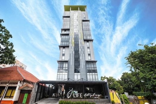The Life Styles Hotel Surabaya