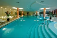 Apollo Spa Resort - All-Inclusive , Indoor & Outdoor Pools & Individual AC in Every Room