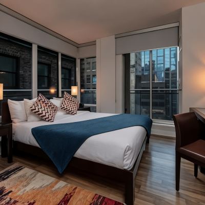 Studio Executive Hotel Cosmopolitan Toronto Promo Code
