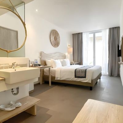 Deluxe Pool Access King Room	 Khaiyyara Jimbaran Bali Promo Code