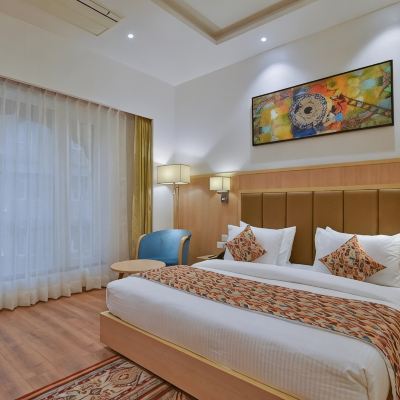 Superior Room, 1 King Bed, Non Smoking SureStay Hotel by Best Western Heritage Walk Promo Code