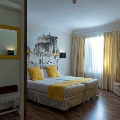 Economy Twin Room Palacio Valderrabanos Promo Code