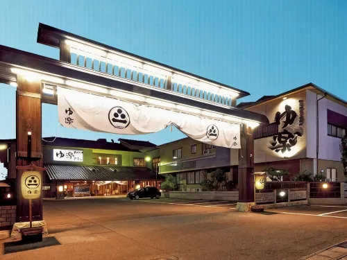 Yuraku Hotel