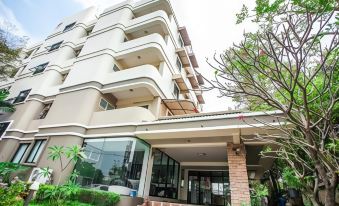 Baan Boonanan Apartment