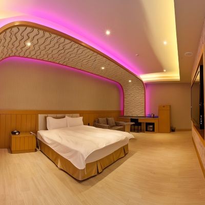 商務大床房 高雄薇風精品汽車旅館楠梓館優惠