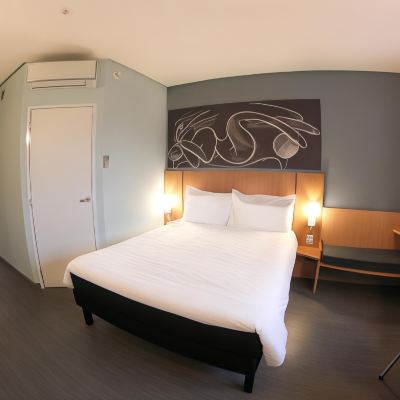 Standard Room with 2 Single Beds