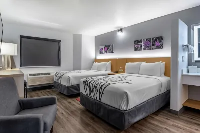 Sleep Inn & Suites Hotel di 