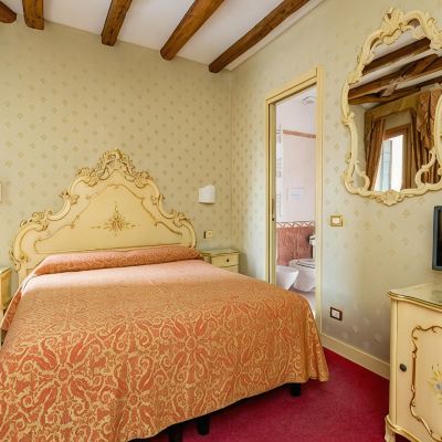 Double Or Twin Room With Square View Locanda Al Leon Promo Code