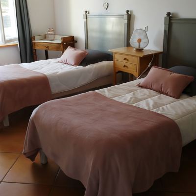 Double Room (Marie Camille)