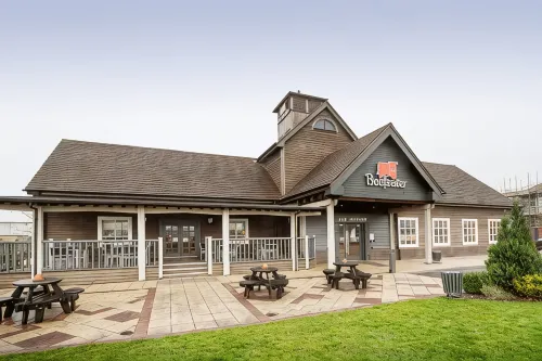 Premier Inn Doncaster (Lakeside)