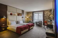 Absolute Hotel Limerick Отели в г. 