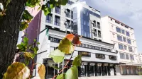 Hotel Golden H Hotele w: 
