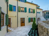 Hostel Dvor Hotels in Split