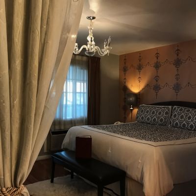 Standard King Room Chardonnay Lodge Promo Code