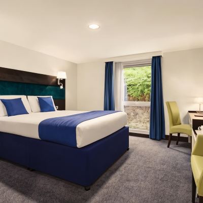 雙人床房 牛津温德姆華美達酒店優惠