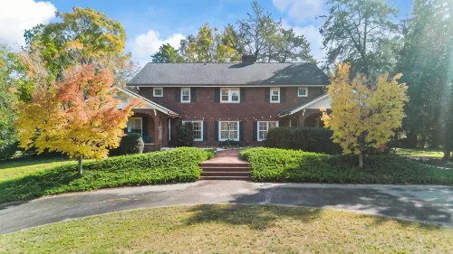 Spacious Historic Manor with Chef's Kitchen • Horse-Friendly